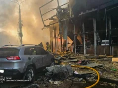 Смертоносна атака на ТРЦ у Павлограді: кількість жертв зросла до п’яти Смертоносна-атака-на-ТРЦ-у-Павлограді:-кількість-жертв-зросла-до-п'яти,-а-поранених-–-до.