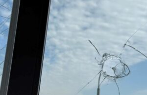 У Києві дрон влучив у офісне приміщення У-Києві-дрон-влучив-у-офісне-приміщення