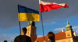 Кількість українців з тимчасовим захистом у Польщі зменшилася на 106 500 осіб Кількість-українських-біженців-у-Польщі-різко-скорочується