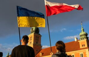 Кількість українців з тимчасовим захистом у Польщі зменшилася на 106 500 осіб Кількість-українських-біженців-у-Польщі-різко-скорочується