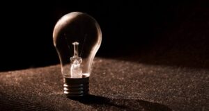 На Рівненщині – знеструмлення через атаку ворога На-Рівненщині-–-знеструмлення-через-атаку-ворога