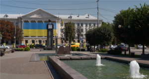 Запоріжжя: Життя під час тривог та війни «Наші-люди-незламні».-Як-Запоріжжя-живе-і-працює-в-умовах-постійних-тривог-та-обстрілів