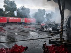 Російський дрон атакував термінал “Нової пошти” в Одеській області Термінал “Нової пошти” на Одещині знову атакувала РФ, є постраждалі