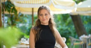 Співачка Валерія Вовк повернулася до України після життя в США «Не-віриться,-що-нарешті-вдома».-Співачка-Валерія-Вовк-повернулася-в-Україну-і-виступає-для-військових