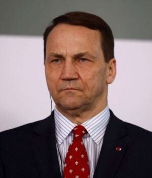 Напад-Росії-на-Польщу:-Сікорський-сказав,-чим-Варшава-відповість-Москві Напад-Росії-на-Польщу:-Сікорський-сказав,-чим-Варшава-відповість-Москві