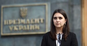 В Україні запроваджено санкції проти десяти осіб, включаючи Юлію Мендель Зеленський підписав указ про санкції проти ексречниці Юлії Мендель