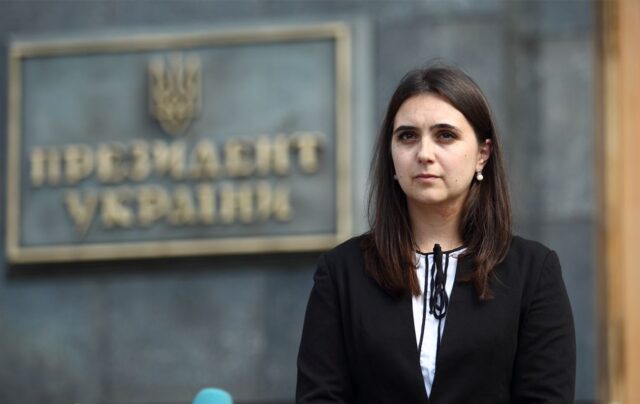 В Україні запроваджено санкції проти десяти осіб, включаючи Юлію Мендель Зеленський підписав указ про санкції проти ексречниці Юлії Мендель