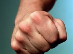 Бійка у ліцеї Кривого Рогу закінчилася лікарнею: що сталося з підлітками Бійка-у ліцеї-Кривого-Рогу-закінчилася-лікарнею:-що сталося-з підлітками