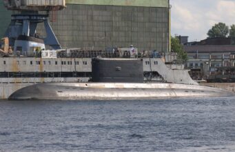 Чому завмерли “Варшав’янки”: у ВМС вказали на критичну проблему флоту РФ Чому-завмерли-“Варшав’янки”:-у-ВМС-вказали-на-критичну-проблему-флоту-РФ