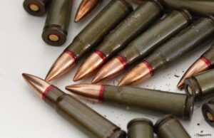 Росіяни почали збирати снайперські патрони з американськими та фінськими кулями, – ЗМІ Росіяни-почали-збирати-снайперські-патрони-з-американськими-та-фінськими-кулями,-–-ЗМІ