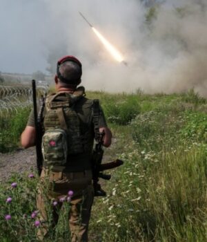 «Усю-техніку-знищуємо,-вони-просочуються-пішки»:-як-Росія-намагається-прорватися-до-Слов’янська «Усю-техніку-знищуємо,-вони-просочуються-пішки»:-як-Росія-намагається-прорватися-до-Слов’янська