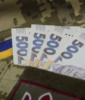 Без-грошей-в-лікарні:-чому-військові-не-можуть-отримати-виплати-за-поранення? Без-грошей-в-лікарні:-чому-військові-не-можуть-отримати-виплати-за-поранення?