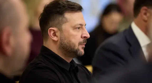 Зеленський закликав депутатів підтримати законопроєкти для фінансування бюджету "Дефіцит-треба-закрити"-–-Зеленський-закликав-депутатів-до-"позитивних-голосувань"-заради-мільярдів-для-України