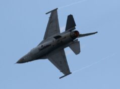 Українські винищувачі F-16 змушені економити ракети через нестачу озброєння F-16 без зброї марні. Український пілот розповів про дефіцит ракет до винищувачів