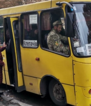 У-Луцьку-перевізнику-дозволили-й-далі-обслуговувати-два-автобусні-маршрути У-Луцьку-перевізнику-дозволили-й-далі-обслуговувати-два-автобусні-маршрути