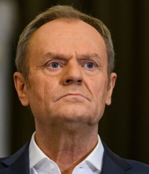 tusk_gettyimages_1946041801_7763b6285e683f82d1f9bd03675e591c_1300x820.jpg Туск повідомив про удар російського дрону біля кордону Польщі з Україною