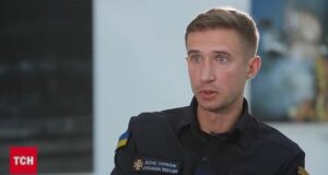 “Розбирали дах, бо дерево палало під металом”: рятувальник розповів про найскладніші пожежі в Лаврі, книжковому... “Розбирали-дах,-бо-дерево-палало-під-металом”:-рятувальник-розповів-про-найскладніші-пожежі-в-Лаврі,-книжковому.