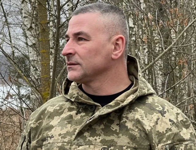 Відставка генерал-майора Ніколюка з посади командувача ОК “Схід” Відставка-генерал-майора-Ніколюка:-у-ОК-"Схід"-пояснили-заяву-командувача
