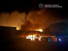РФ вгатила по ТЦ у великому місті: пожежа охопила понад 10 тисяч “квадратів”, є поранений... РФ-вгатила-по-ТЦ-у-великому-місті:-пожежа-охопила-понад-10-тисяч-“квадратів”,-є-поранений.