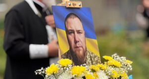 Прощання з Ігорем Степанюком: Герой Нововолинської громади Нововолинці-назавжди-попрощалися-з-Героєм-Ігорем-Степанюком