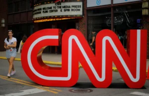 Трамп обмежив доступ до Білого дому для CNN, MS NOW та Politico Трамп-заборонив-cnn,-ms-now-та-politico-доступ-до-Білого-дому