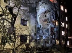 Атака на Суми: двоє загиблих та кілька постраждалих внаслідок авіаудару Російські авіабомби вдарили по багатоповерхівках у Сумах, є загиблі