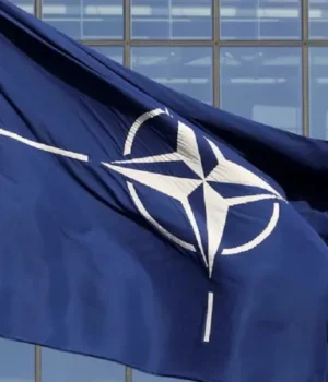 "Сприятиме-зміцненню-безпеки":-у-НАТО-привітали-угоду-між-Гренландією,-Данією-та-США