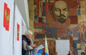 Вибори до Держдуми Росії: порушення і бойкот з боку західних країн Вибори-в-Росії:-«вкиди»-бюлетенів,-погрози-кандидатам-і-переслідування-спостерігачів