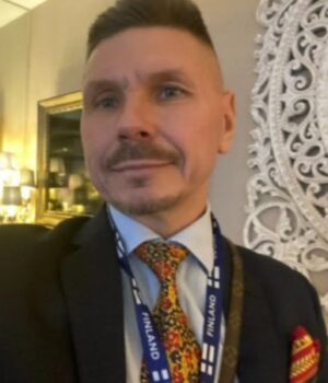 Загадка-«фінського-воєнкора».-Хто-такий-Кості-Хейсканен-і-чому-він-хвалить-«життя-під-владою-РФ» Загадка-«фінського-воєнкора».-Хто-такий-Кості-Хейсканен-і-чому-він-хвалить-«життя-під-владою-РФ»