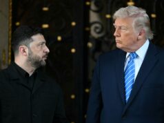 Зеленський та Трамп обговорили атаки на російські нафтопереробні заводи Трамп під час дзвінка з Зеленським вкотре просив припинити удари по НПЗ РФ, – Axios