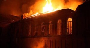 Росіяни вдарили по найстарішому корпусу Запорізького національного університету Росіяни-вдарили-по-найстарішому-корпусу-Запорізького-національного-університету