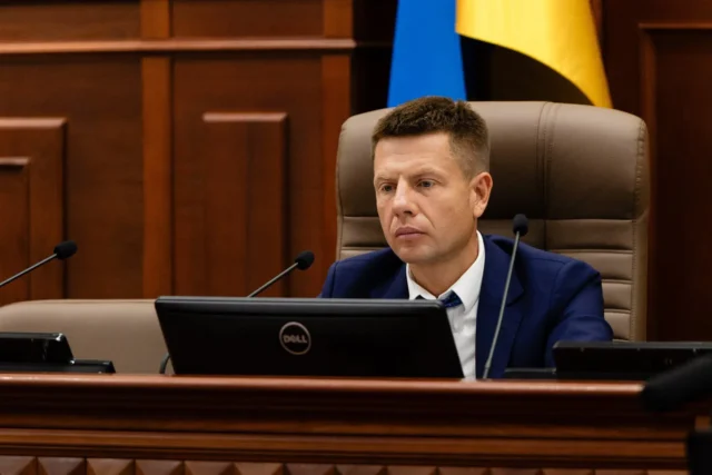 Гончаренко виявив прослушку в своєму автомобілі та викликав поліцію "Дуже-поганий-знак"-–-Гончаренко-заявив,-що-знайшов-у-своїй-машині-"прослушку"