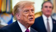 Трамп заборонив доступ до Білого дому для кількох американських ЗМІ Війна-Трампа-з-журналістами.-cnn,-politico-та-ms-now-подають-в-суд
