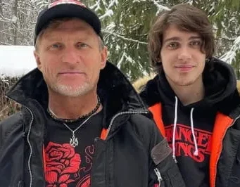 21-річний син Олега Скрипки пояснив, чому демобілізувався зі служби 21-річний син Олега Скрипки пояснив, чому демобілізувався зі служби