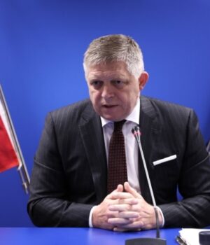 Фіцо-не-дають-спокою-лаври-Орбана?-Заяви-прем’єра-Словаччини-і-скасування-візиту-в-Україну Фіцо-не-дають-спокою-лаври-Орбана?-Заяви-прем’єра-Словаччини-і-скасування-візиту-в-Україну