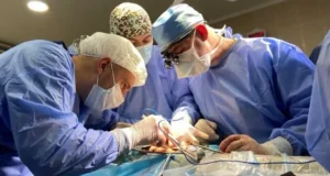 Уряд змінив правила роботи медзакладів під час повітряних тривог Уряд змінив правила роботи медзакладів під час повітряних тривог