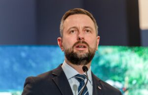 Візит міністра оборони Польщі до Пентагону скасовано через питання безпеки НАТО Пентагон раптово скасував візит глави Міноборони Польщі до США через НАТО