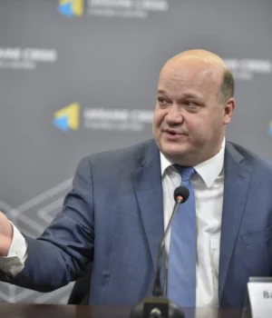 calijvalerka.webp Амбітна державницька молодь і патріотичні досвідчені фахівці мають обʼєднатися: дипломат Валерій Чалий
