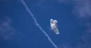 У Києві влучили в резервуари з пальним: є постраждалий (оновлено) У Києві-влучили-в резервуари-з пальним:-є постраждалий-(оновлено)