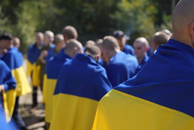 32 українських військових знайшлися в полоні РФ: раніше їх вважали зниклими безвісти 32-українських-військових-знайшлися-в-полоні-РФ:-раніше-їх-вважали-зниклими-безвісти