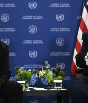 «Війна-може-завершитись-швидше,-аніж-думають-люди».-Трамп-зустрівся-з-Зеленським-в-Нью-Йорку:-підсумки «Війна-може-завершитись-швидше,-аніж-думають-люди».-Трамп-зустрівся-з-Зеленським-в-Нью-Йорку:-підсумки