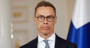 Президент Фінляндії закликає до переговорів для завершення війни в Україні Стуб про послання до Росії: ви не перемагаєте, Путіна треба посадити за стіл переговорів