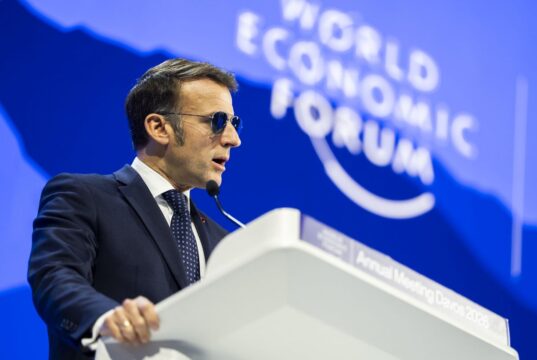 Макрон критикує Трампа за заяви про мир у Газі на Генасамблеї ООН “Має бути соромно”: Макрон жорстко розкритикував Трампа на Генасамблеї ООН