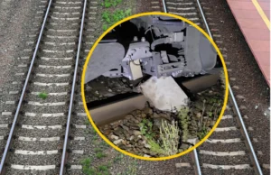 У Польщі вантажні поїзди врізалися в бетонні блоки на залізниці На-сході-Польщі-залізницю-для-вантажних-поїздів-перегородили-бетонними-блоками-–-розпочато-розслідування