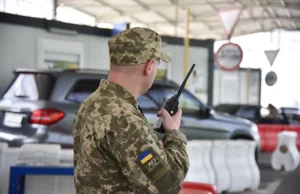 На Львівщині фіксують накопичення транспорту на кордоні з Польщею На Львівщині фіксують накопичення транспорту на кордоні з Польщею