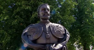 У Києві з’явиться пам’ятник Івану Мазепі на місці демонтованого Леніна У-Києві-встановлять-пам'ятник-Мазепі-на-місці-демонтованого-леніна