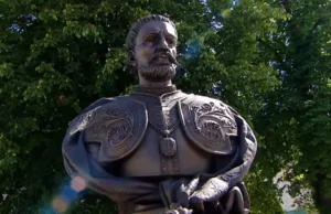 У Києві з’явиться пам’ятник Івану Мазепі на місці демонтованого Леніна У-Києві-встановлять-пам'ятник-Мазепі-на-місці-демонтованого-леніна