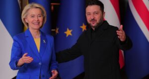 Зеленський про зустріч з фон дер Ляєн: переговори були позитивними Зеленський уперше відреагував на чутки про “напружену” зустріч із фон дер Ляєн