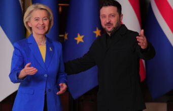 Зеленський про зустріч з фон дер Ляєн: переговори були позитивними Зеленський уперше відреагував на чутки про “напружену” зустріч із фон дер Ляєн