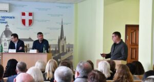 Кадровий дефіцит і поліпшенні умов для пацієнтів: на Волині проаналізували стан надання реабілітаційної допомоги Кадровий-дефіцит-і-поліпшенні-умов-для-пацієнтів:-на-Волині-проаналізували-стан-надання-реабілітаційної-допомоги